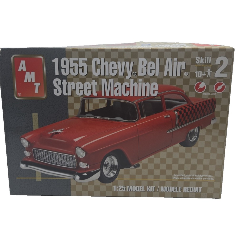 AMT 1955 Chevy Bel Air Street Machine 1:25 Car Model Kit Unassembled Skill 2